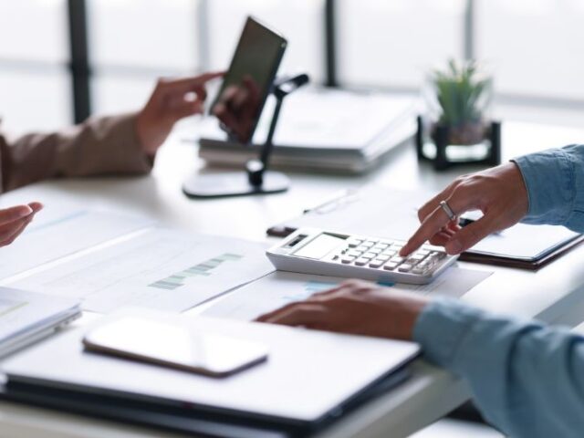 Why Hire Accountants and Bookkeepers?